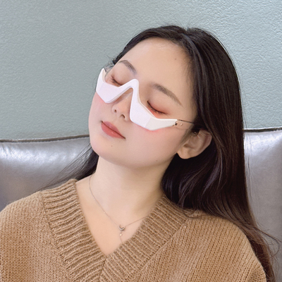 Geen waterdichte oogmassageur 2 in 1 apparaat met roodlichttherapie en micro-stroom EMS