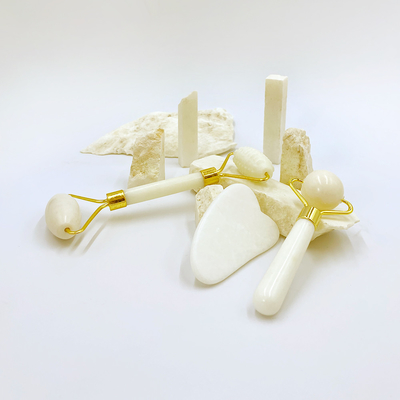 2023 nieuwste modellen Yin Yang Gua Sha Set 100% natuurlijke jade roller voor huid en gezichtsverzorging